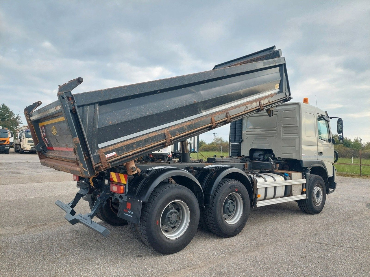 Volvo FMX 460 Meiller Bordmatik 6x4 - Самосвал: фото 4 Volvo FMX 460 Meiller Bordmatik 6x4 - Самосвал: фото 4