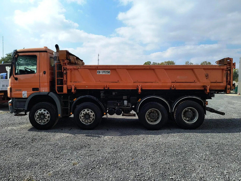 Mercedes-Benz Actros 3236 8X4 - 2 SIDE TIPPER/BI-BENNE в лизинг Mercedes-Benz Actros 3236 8X4 - 2 SIDE TIPPER/BI-BENNE: фото 8 Mercedes-Benz Actros 3236 8X4 - 2 SIDE TIPPER/BI-BENNE в лизинг Mercedes-Benz Actros 3236 8X4 - 2 SIDE TIPPER/BI-BENNE: фото 8