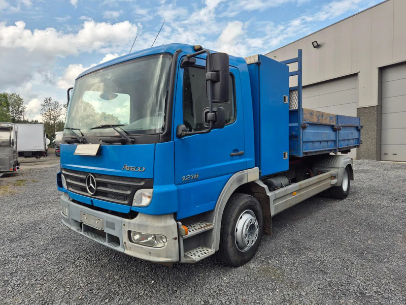 Mercedes-Benz Atego 1218 HOOK SYSTEM + CONTAINER INCLUDED (!) - Крюковой мультилифт: фото 1 Mercedes-Benz Atego 1218 HOOK SYSTEM + CONTAINER INCLUDED (!) - Крюковой мультилифт: фото 1