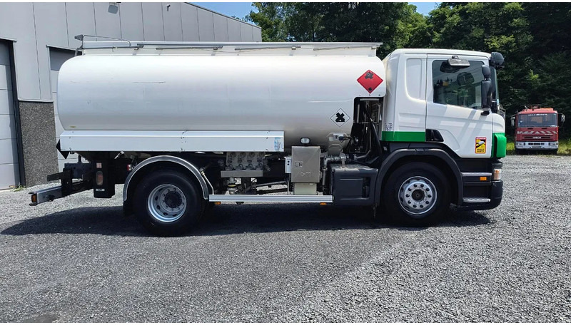 Scania P340 MAGYAR TANK - 14000L -RETARDER-SPRINGSUSPENSION - Грузовик-цистерна: фото 4 Scania P340 MAGYAR TANK - 14000L -RETARDER-SPRINGSUSPENSION - Грузовик-цистерна: фото 4