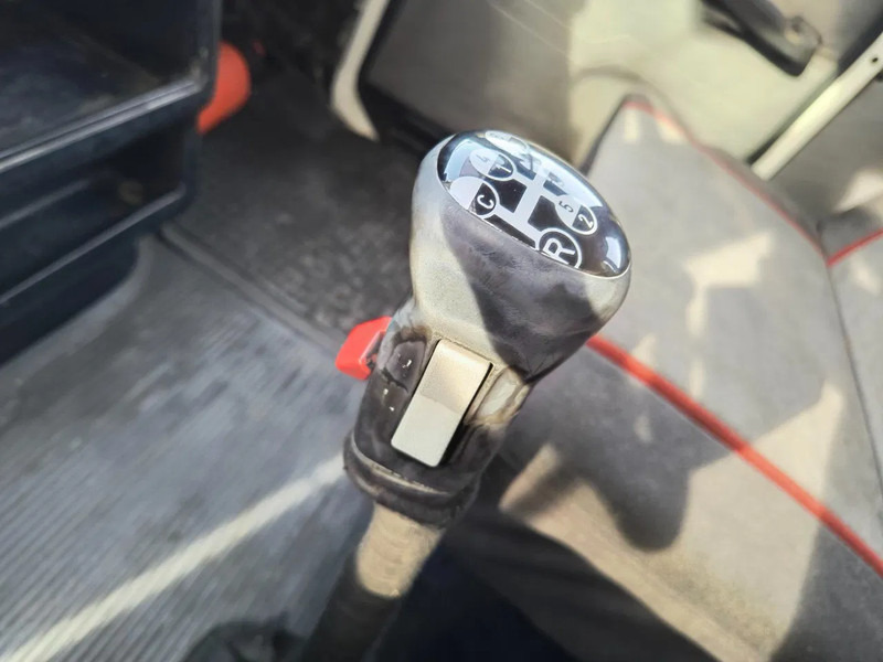 Автоманипулятор Volvo NL12 420 6x4 CRANE 60T/M - VIDEOS AVAILABLE: фото 10