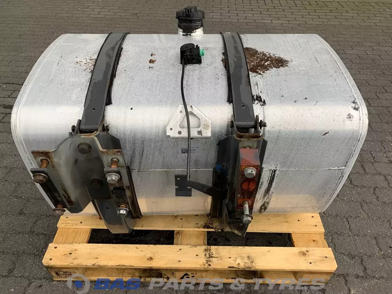 DAF  - Топливный бак для Грузовиков: фото 3 DAF  - Топливный бак для Грузовиков: фото 3