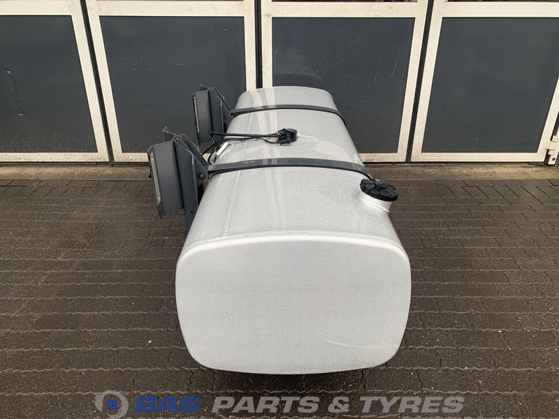 DAF - Топливный бак для Грузовиков: фото 4 DAF - Топливный бак для Грузовиков: фото 4