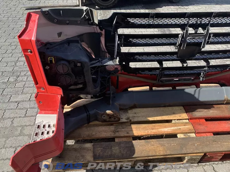 DAF XF106 Bumper DAF 2033875 - Бампер для Грузовиков: фото 4 DAF XF106 Bumper DAF 2033875 - Бампер для Грузовиков: фото 4