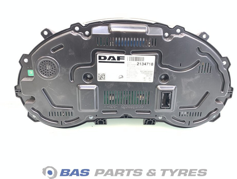 DAF XF106 Instrumentenpaneel DAF 1958084 - Приборная панель для Грузовиков: фото 2 DAF XF106 Instrumentenpaneel DAF 1958084 - Приборная панель для Грузовиков: фото 2