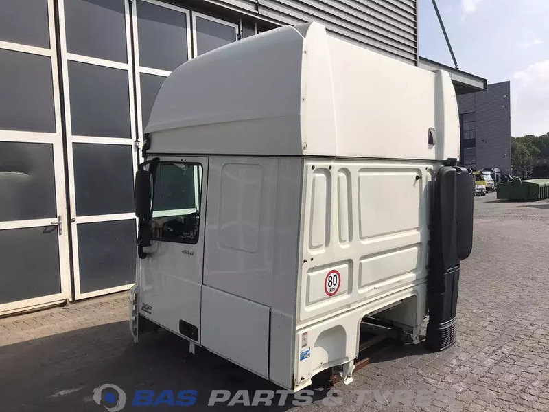 DAF XF106 - Кабина и интерьер для Грузовиков: фото 3 DAF XF106 - Кабина и интерьер для Грузовиков: фото 3