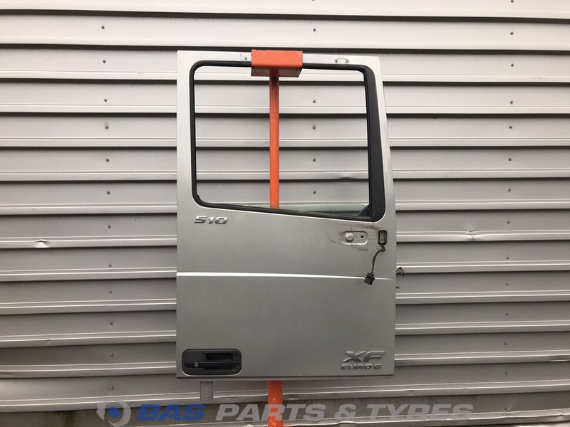 DAF XF106 Portier Rechts DAF 1881863 - Дверь и запчасти для Грузовиков: фото 1 DAF XF106 Portier Rechts DAF 1881863 - Дверь и запчасти для Грузовиков: фото 1