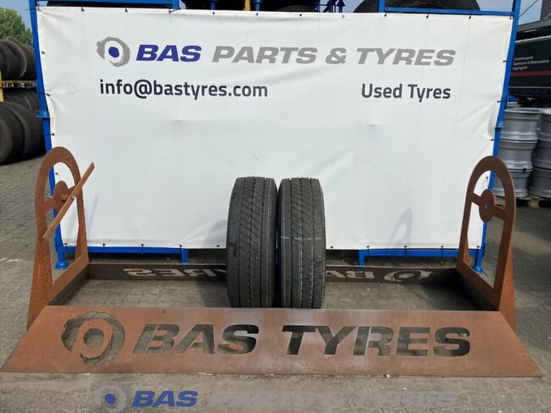 Goodyear Goodyear 265/70R17.5 Kmax S 139/136 M M+S 3PMSF gebruikte set - Шина для Грузовиков: фото 1 Goodyear Goodyear 265/70R17.5 Kmax S 139/136 M M+S 3PMSF gebruikte set - Шина для Грузовиков: фото 1