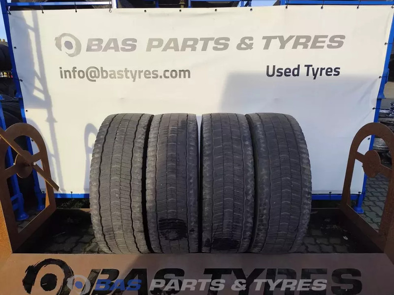 Hankook Hankook 315/70R22.5 DH51 154/150 M+S 3PMSF gebruikte set - Шина для Грузовиков: фото 1 Hankook Hankook 315/70R22.5 DH51 154/150 M+S 3PMSF gebruikte set - Шина для Грузовиков: фото 1