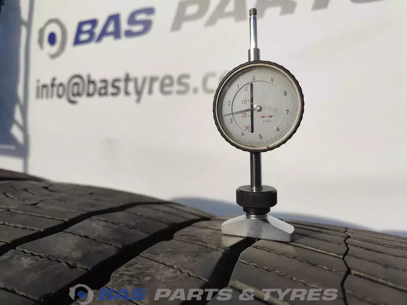 Hankook Hankook 315/70R22.5 DH51 154/150 M+S 3PMSF gebruikte set - Шина для Грузовиков: фото 3 Hankook Hankook 315/70R22.5 DH51 154/150 M+S 3PMSF gebruikte set - Шина для Грузовиков: фото 3