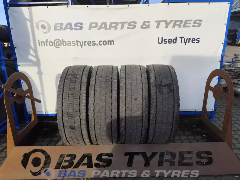 Hankook Hankook 315/70R22.5 DH51 154/150 M+S 3PMSF gebruikte set - Шина для Грузовиков: фото 1 Hankook Hankook 315/70R22.5 DH51 154/150 M+S 3PMSF gebruikte set - Шина для Грузовиков: фото 1