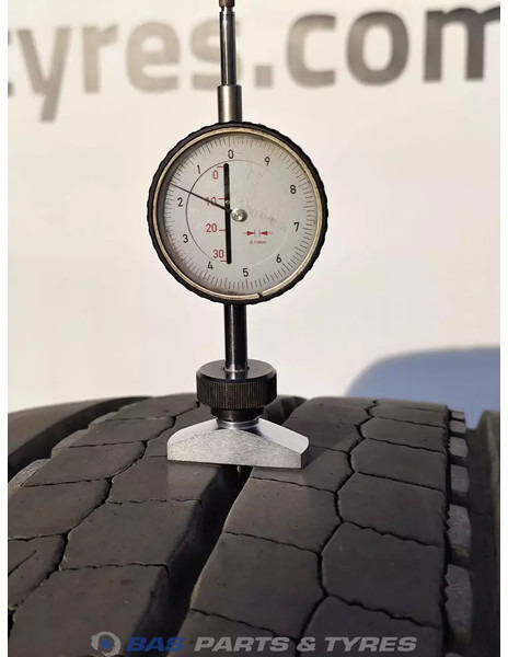 Hankook Hankook 385/65R22.5 AH51 160 K M+S 3PMSF gebruikte set - Шина для Грузовиков: фото 3 Hankook Hankook 385/65R22.5 AH51 160 K M+S 3PMSF gebruikte set - Шина для Грузовиков: фото 3