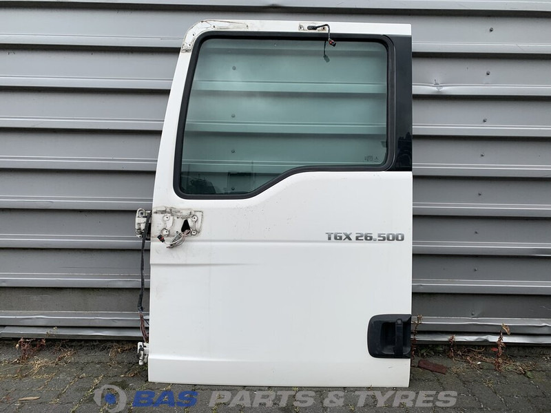 MAN TGX Portier Links MAN 81626004129 - Дверь и запчасти для Грузовиков: фото 1 MAN TGX Portier Links MAN 81626004129 - Дверь и запчасти для Грузовиков: фото 1