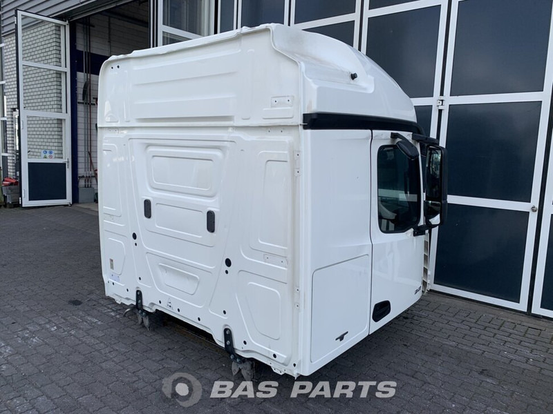Mercedes-Benz Actros MP4 - Кабина и интерьер для Грузовиков: фото 3 Mercedes-Benz Actros MP4 - Кабина и интерьер для Грузовиков: фото 3