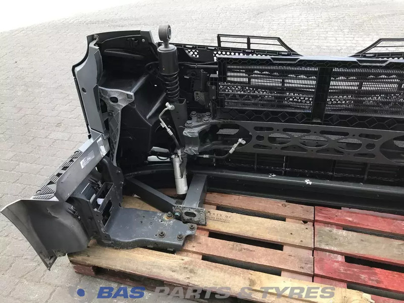 Mercedes-Benz Actros MP4 - Бампер для Грузовиков: фото 4 Mercedes-Benz Actros MP4 - Бампер для Грузовиков: фото 4