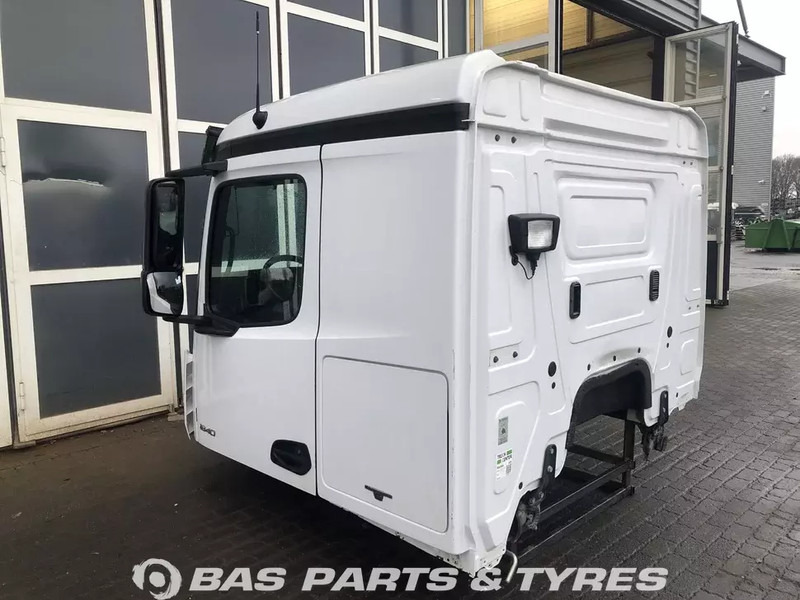 Mercedes-Benz Actros MP4 - Кабина и интерьер для Грузовиков: фото 3 Mercedes-Benz Actros MP4 - Кабина и интерьер для Грузовиков: фото 3
