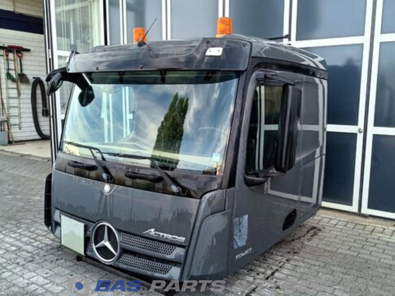 Mercedes-Benz Actros MP4 - Кабина и интерьер для Грузовиков: фото 1 Mercedes-Benz Actros MP4 - Кабина и интерьер для Грузовиков: фото 1