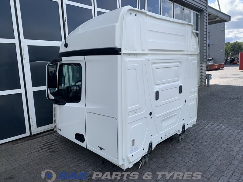 Mercedes-Benz Actros MP4 - Кабина и интерьер для Грузовиков: фото 4 Mercedes-Benz Actros MP4 - Кабина и интерьер для Грузовиков: фото 4