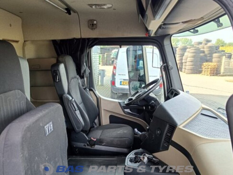 Mercedes-Benz Actros MP4 - Кабина и интерьер для Грузовиков: фото 5 Mercedes-Benz Actros MP4 - Кабина и интерьер для Грузовиков: фото 5