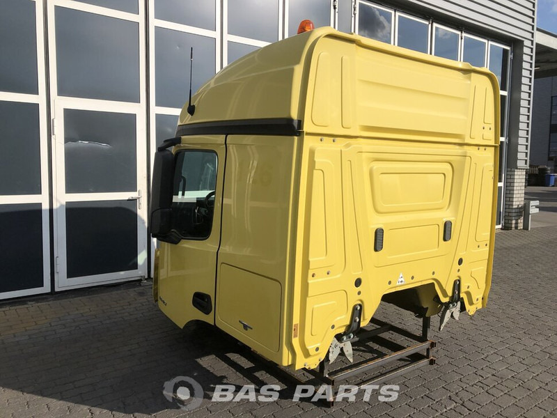 Mercedes-Benz Actros MP4 - Кабина и интерьер для Грузовиков: фото 4 Mercedes-Benz Actros MP4 - Кабина и интерьер для Грузовиков: фото 4