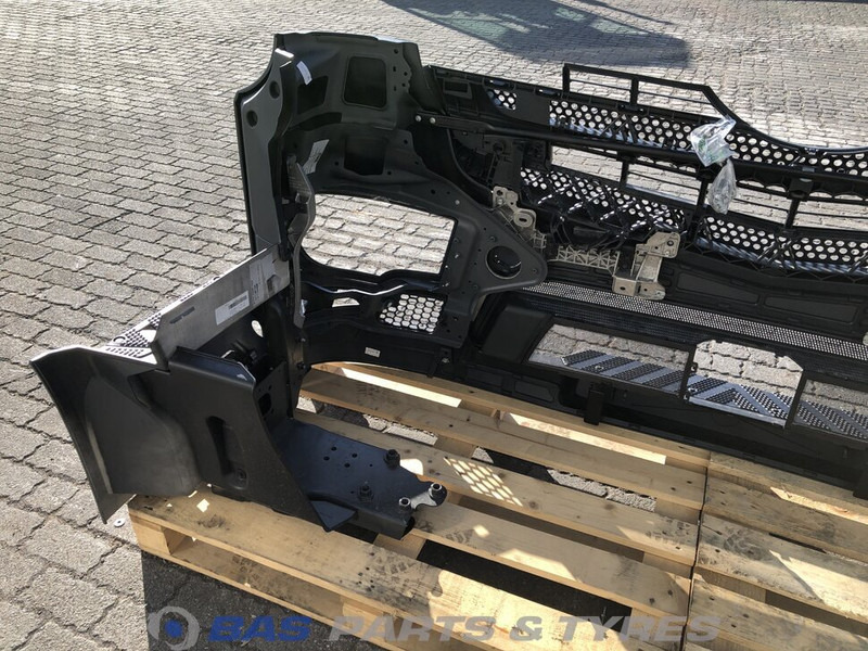 Mercedes-Benz Antos MP4 Bumper Mercedes A 960 880 16 90 - Бампер для Грузовиков: фото 4 Mercedes-Benz Antos MP4 Bumper Mercedes A 960 880 16 90 - Бампер для Грузовиков: фото 4