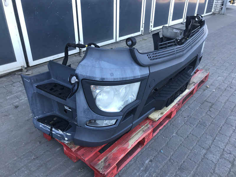 Mercedes-Benz Antos MP4 - Бампер для Грузовиков: фото 3 Mercedes-Benz Antos MP4 - Бампер для Грузовиков: фото 3