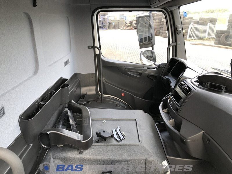 Mercedes-Benz Atego MP4 - Кабина и интерьер для Грузовиков: фото 5 Mercedes-Benz Atego MP4 - Кабина и интерьер для Грузовиков: фото 5