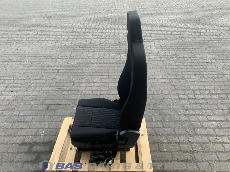 Mercedes-Benz Atego MP4 - Сиденье для Грузовиков: фото 4 Mercedes-Benz Atego MP4 - Сиденье для Грузовиков: фото 4