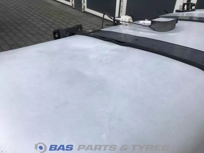 Топливный бак для Грузовиков Mercedes-Benz Brandstoftank Mercedes 820 Liter A 960 470 34 01: фото 7 Топливный бак для Грузовиков Mercedes-Benz Brandstoftank Mercedes 820 Liter A 960 470 34 01: фото 7