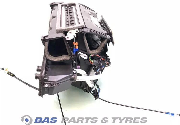 Mercedes-Benz  - Отопление/ Вентиляция для Грузовиков: фото 4 Mercedes-Benz  - Отопление/ Вентиляция для Грузовиков: фото 4