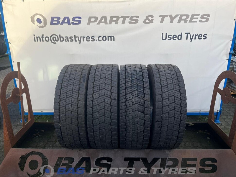 Michelin Michelin 315/70R22.5 X MULTI D 154/150 M+S 3PMSF gebruikte set - Шина для Грузовиков: фото 1 Michelin Michelin 315/70R22.5 X MULTI D 154/150 M+S 3PMSF gebruikte set - Шина для Грузовиков: фото 1