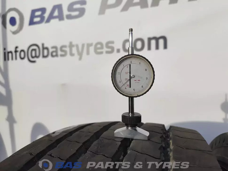 Pirelli Pirelli 315/70R22.5 FR01 II gebruikte set - Шина для Грузовиков: фото 3 Pirelli Pirelli 315/70R22.5 FR01 II gebruikte set - Шина для Грузовиков: фото 3