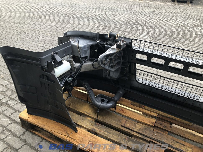 Renault D-Serie Bumper Renault 7421554759 - Бампер для Грузовиков: фото 4 Renault D-Serie Bumper Renault 7421554759 - Бампер для Грузовиков: фото 4