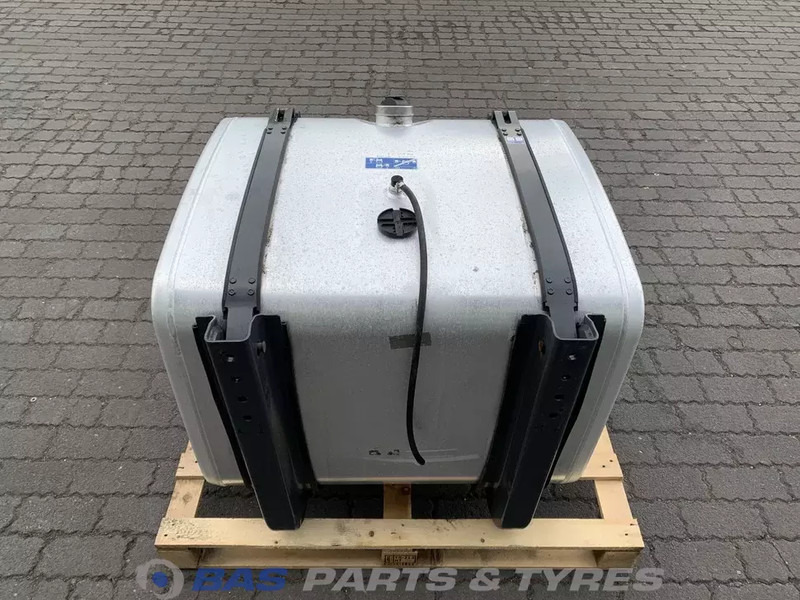 Scania - Топливный бак для Грузовиков: фото 3 Scania - Топливный бак для Грузовиков: фото 3