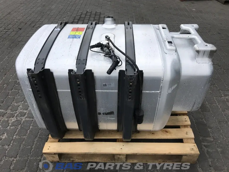 Scania - Топливный бак для Грузовиков: фото 3 Scania - Топливный бак для Грузовиков: фото 3