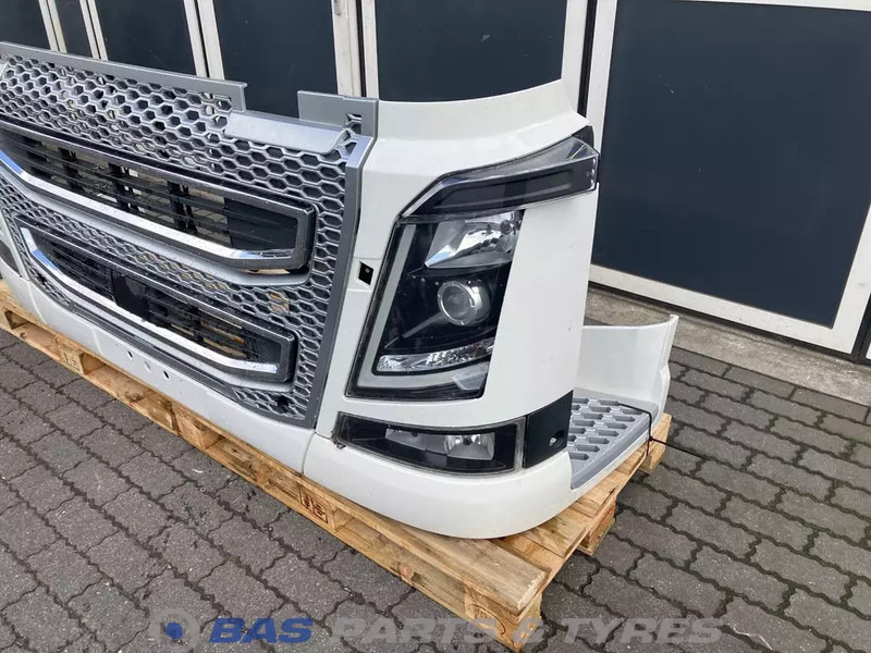 Volvo FH4 - Бампер для Грузовиков: фото 2 Volvo FH4 - Бампер для Грузовиков: фото 2