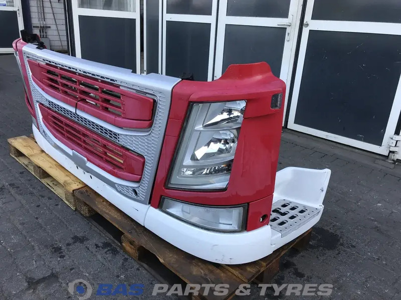Volvo FM4 - Бампер для Грузовиков: фото 2 Volvo FM4 - Бампер для Грузовиков: фото 2