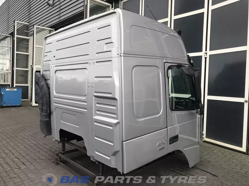 Volvo FM4 Volvo Globetrotter L2H2 3980267 - Кабина и интерьер для Грузовиков: фото 4 Volvo FM4 Volvo Globetrotter L2H2 3980267 - Кабина и интерьер для Грузовиков: фото 4