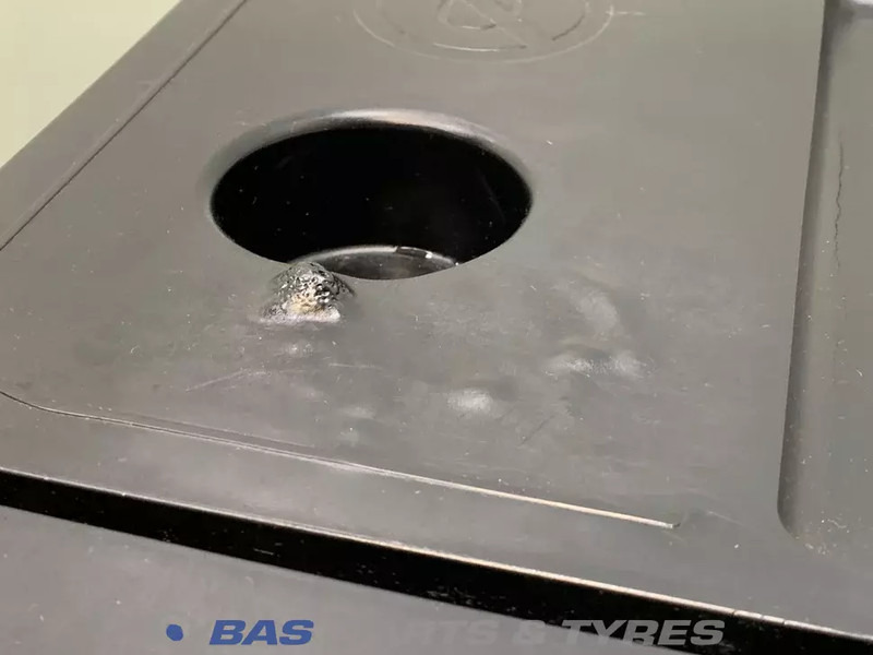 Запчасти для Грузовиков DAF XF106 Koelkast DAF 40 Liter 1845851: фото 7