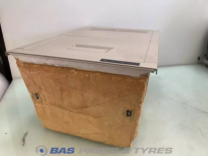 Volvo FH4 Koelkast Volvo 33 Liter - Запчасти для Грузовиков: фото 2 Volvo FH4 Koelkast Volvo 33 Liter - Запчасти для Грузовиков: фото 2