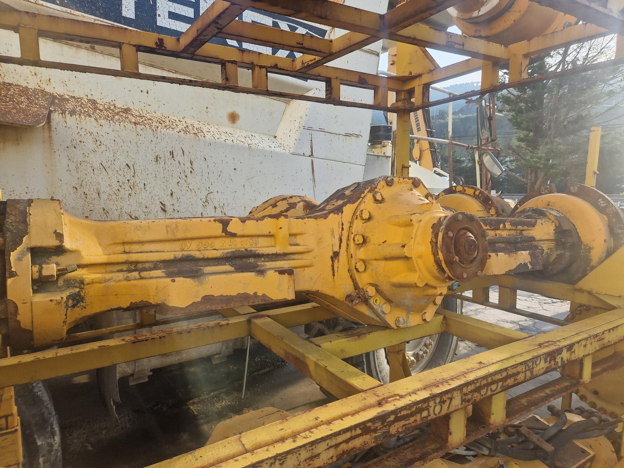 EJES ZF 407 CK y ZF409 DK Liebherr L531 - Ось и запчасти для Строительной техники: фото 1 EJES ZF 407 CK y ZF409 DK Liebherr L531 - Ось и запчасти для Строительной техники: фото 1