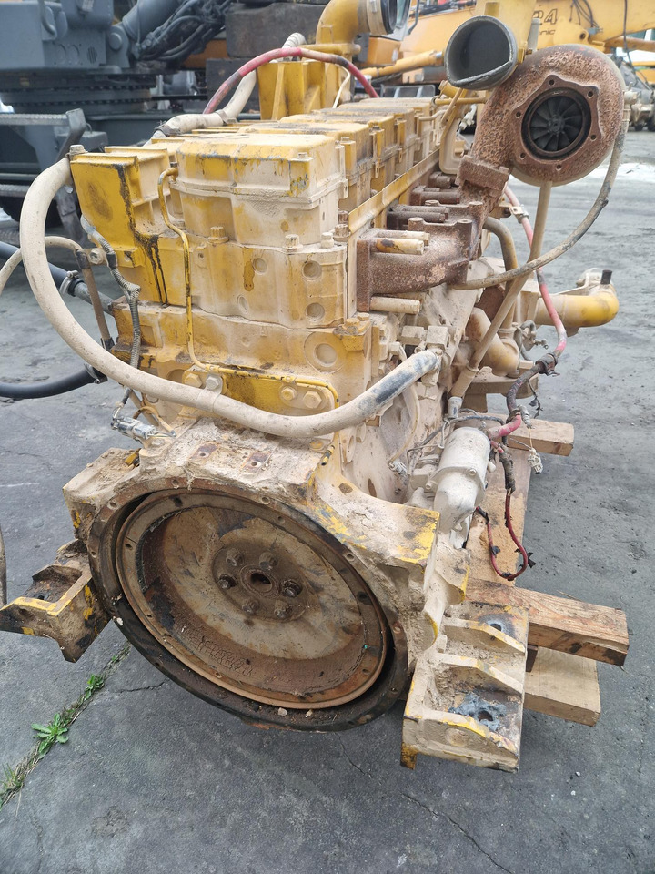 KOMATSU SAA6D 140E-2 - Двигатель для Строительной техники: фото 2 KOMATSU SAA6D 140E-2 - Двигатель для Строительной техники: фото 2