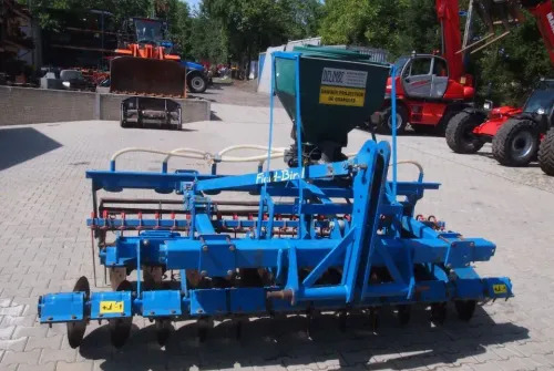 Agregat uprawowo-siewny Rabe Werk 2011 3m brona talerzowa z siewnikiem do poplonów - Посевной комплекс: фото 1 Agregat uprawowo-siewny Rabe Werk 2011 3m brona talerzowa z siewnikiem do poplonów - Посевной комплекс: фото 1