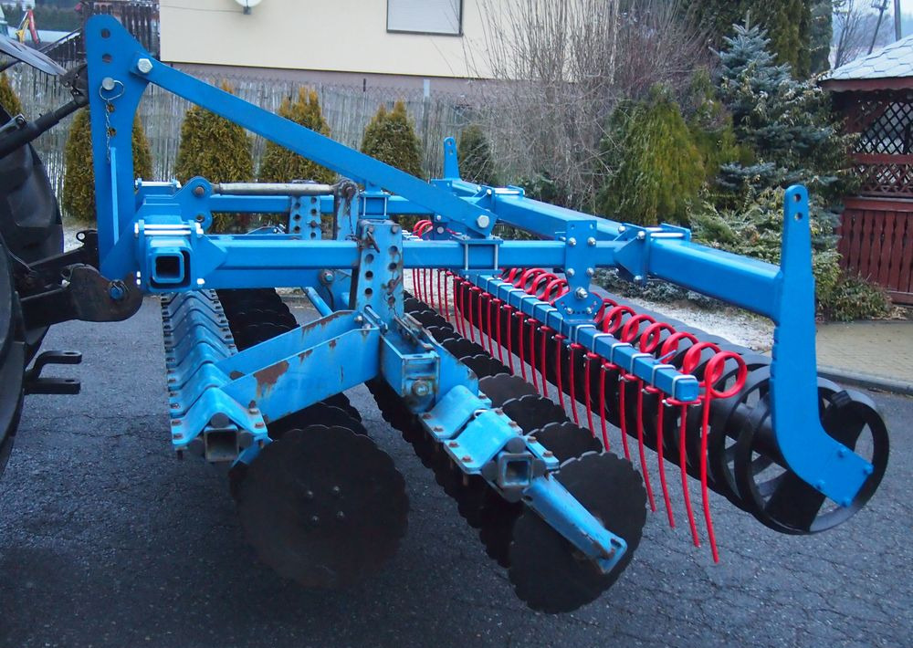 Brona talerzowa Rabe Werk RABE WERK Fielo biro 3000 2006 Brona talerzowa RABE - Дисковая борона: фото 4 Brona talerzowa Rabe Werk RABE WERK Fielo biro 3000 2006 Brona talerzowa RABE - Дисковая борона: фото 4