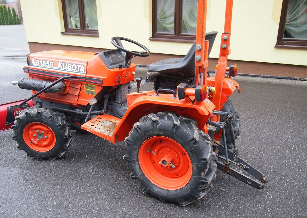 Ciągnik Kubota B1550 1994 traktorek KUBOTA 4x4 19KM - Трактор: фото 5 Ciągnik Kubota B1550 1994 traktorek KUBOTA 4x4 19KM - Трактор: фото 5