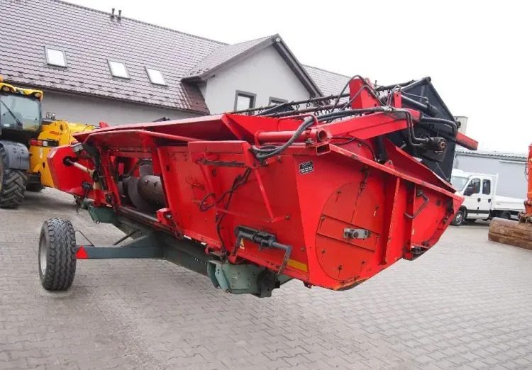 Heder Massey Ferguson Szerokość 5m pasuje do 32, 34, 36, 38, 42, 7254, 7272, 7278 - Жатка зерновая: фото 3 Heder Massey Ferguson Szerokość 5m pasuje do 32, 34, 36, 38, 42, 7254, 7272, 7278 - Жатка зерновая: фото 3