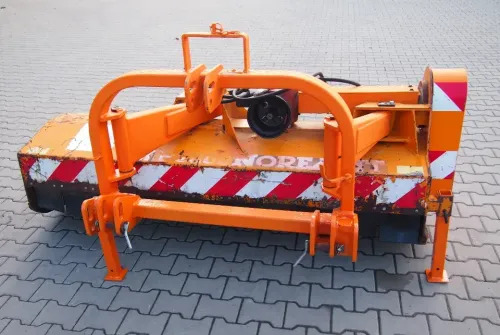 Kosiarka bijakowa 2M 2005 Szerokość robocza 2m - Косилка-измельчитель: фото 1 Kosiarka bijakowa 2M 2005 Szerokość robocza 2m - Косилка-измельчитель: фото 1