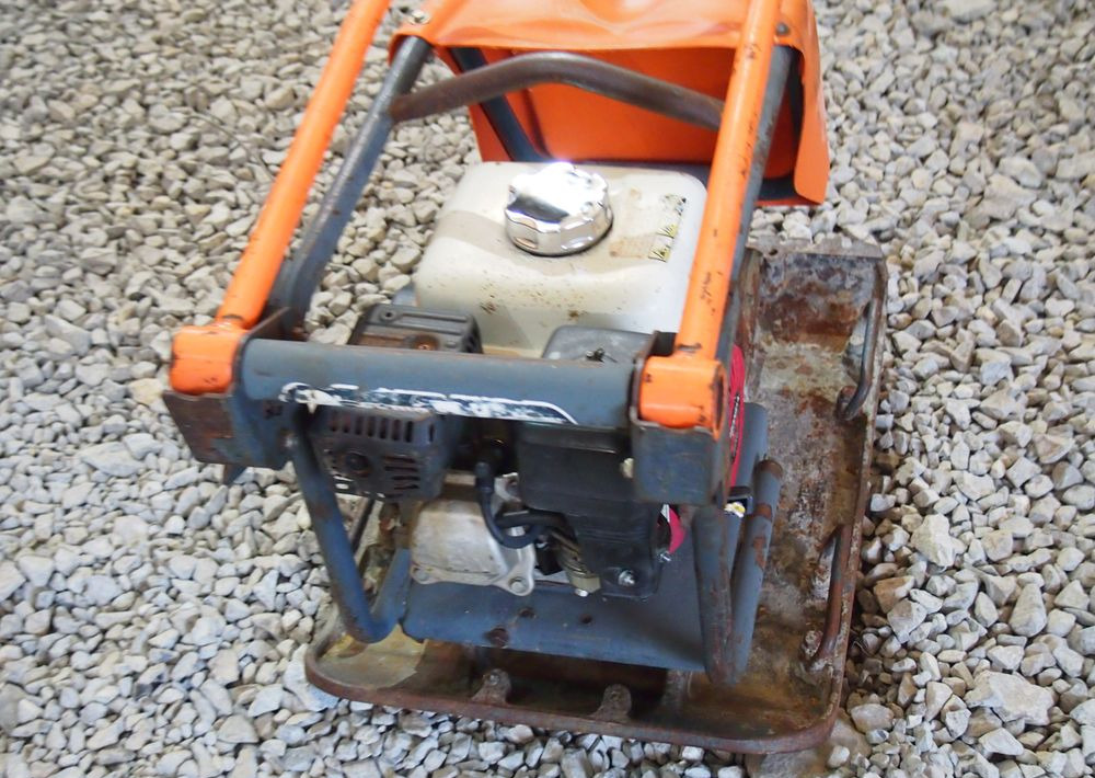 Ubijarka Belle  PC5000E 2009 Zagęszczarka ubijarka Bella - Виброплита: фото 3 Ubijarka Belle  PC5000E 2009 Zagęszczarka ubijarka Bella - Виброплита: фото 3