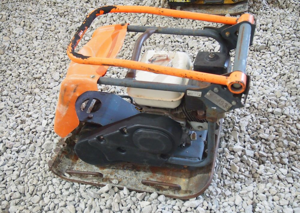 Ubijarka Belle  PC5000E 2009 Zagęszczarka ubijarka Bella - Виброплита: фото 4 Ubijarka Belle  PC5000E 2009 Zagęszczarka ubijarka Bella - Виброплита: фото 4