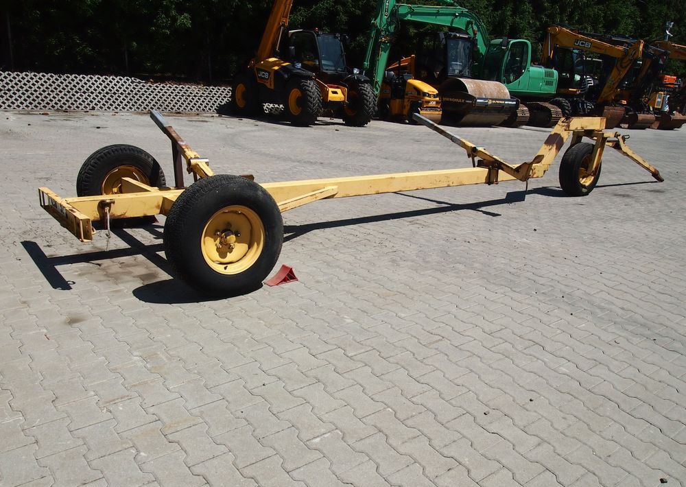 Wózek do kombajnu New Holland 3 kołowy Wózek pod heder do kombajnu - Тележка для жатки: фото 1 Wózek do kombajnu New Holland 3 kołowy Wózek pod heder do kombajnu - Тележка для жатки: фото 1